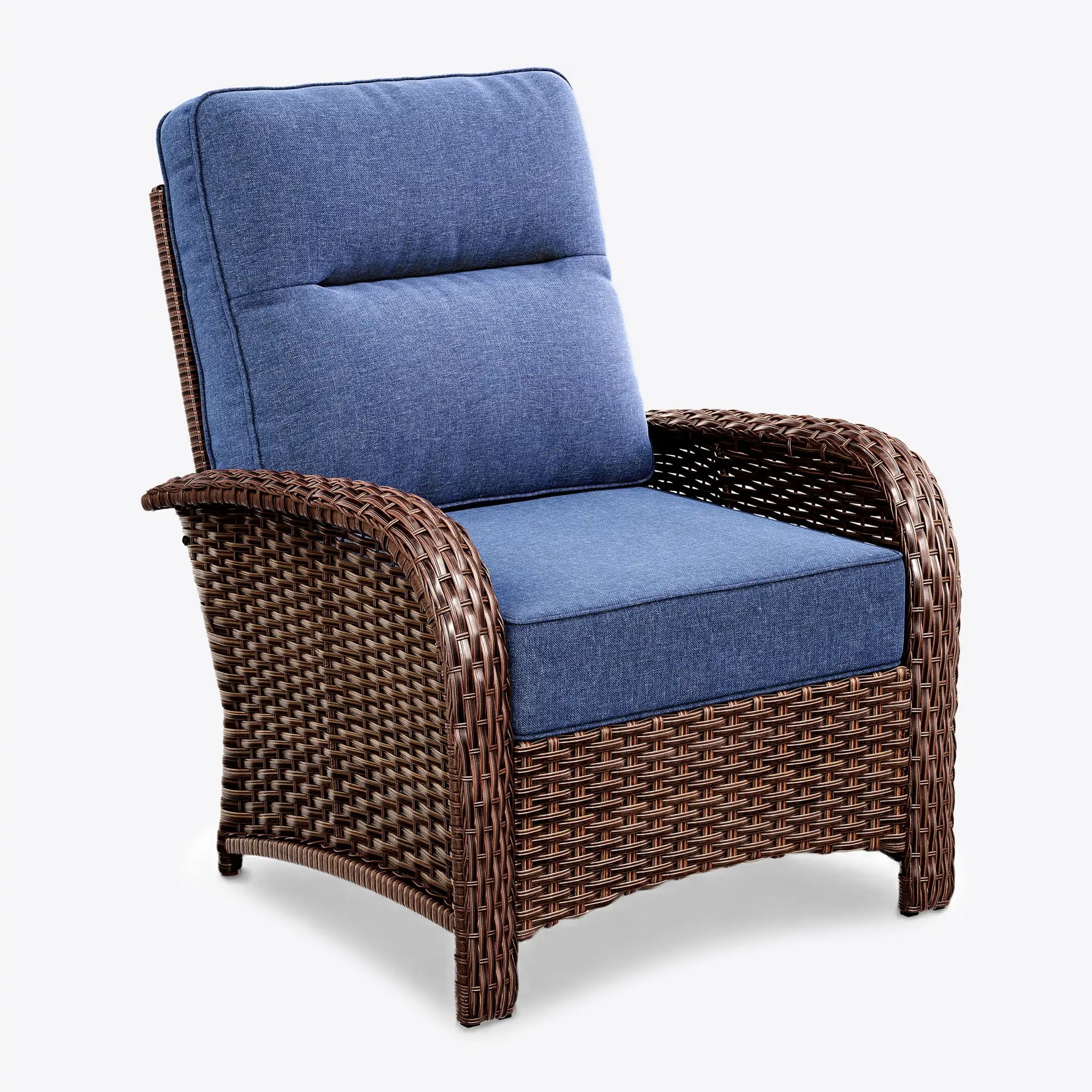 Wicker Outdoor Lounge Chair
